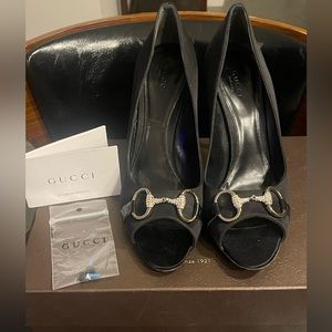 Beautiful brand new Gucci ladies heels. Size 9 1/2
